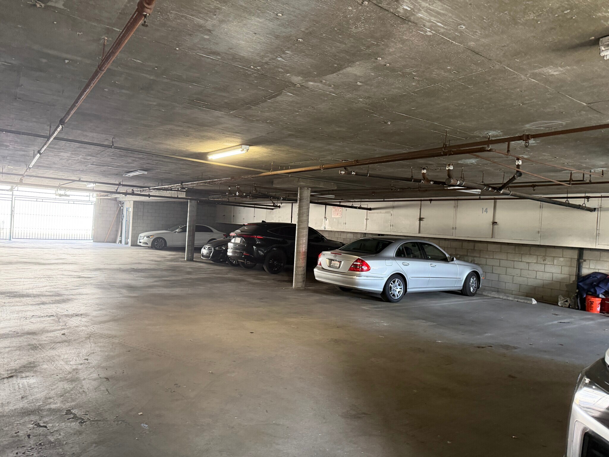 Building Photo - 815 Java Ave