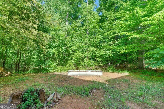 Building Photo - 728 Markhams Dr