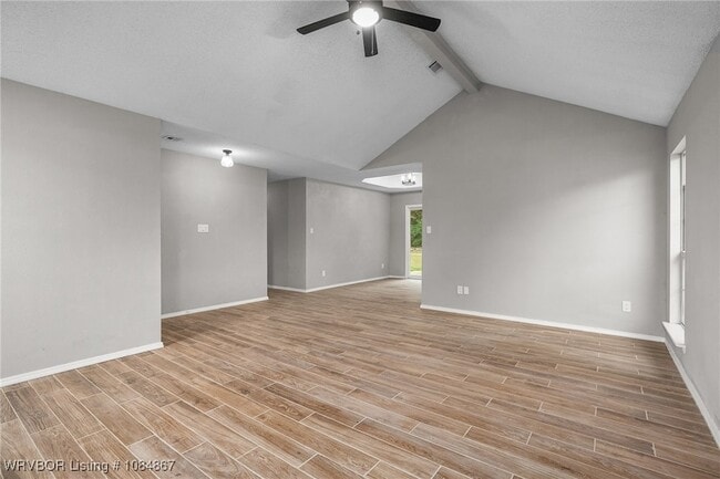 Building Photo - 1561 Whippoorwill Dr