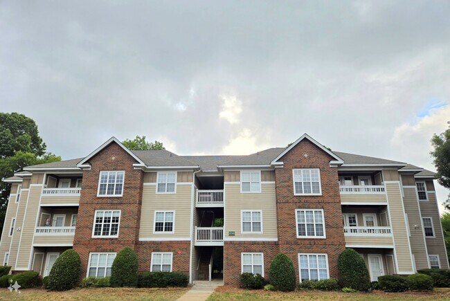 Building Photo - 9749 Campus Walk Ln