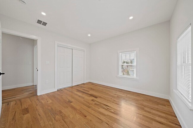 Building Photo - 57 Orchardfield St