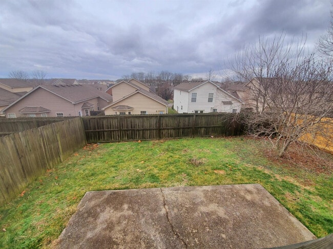 Building Photo - 213 Black Water Ln