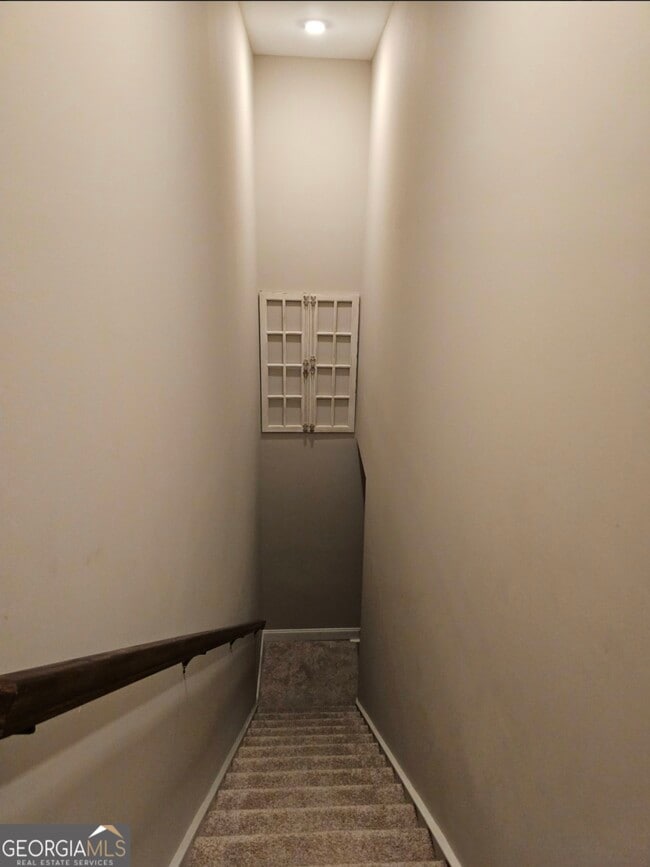 Building Photo - 609 Tulip Poplar Dr