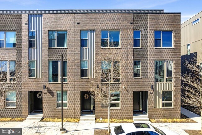 Building Photo - 2006 Northbank Pl