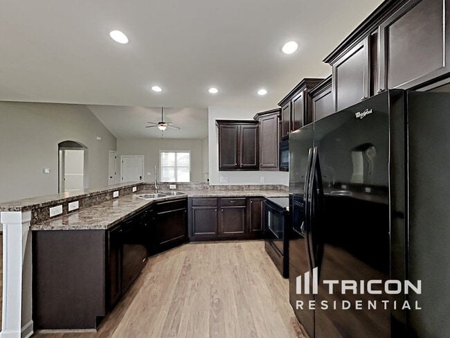 Building Photo - 54 Rocky Creek Ln