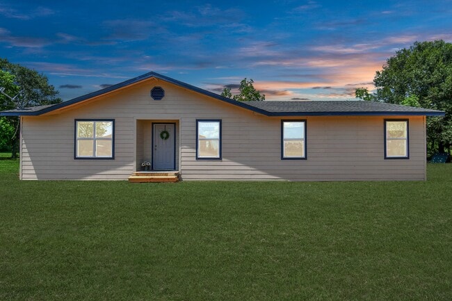 Building Photo - 1030 San Felipe Rd