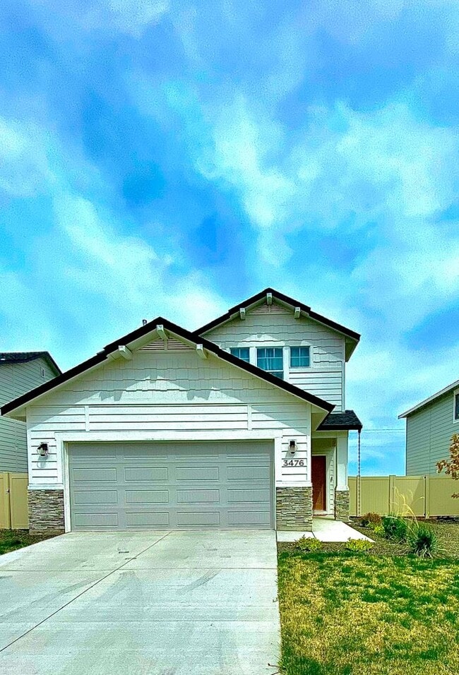 Primary Photo - 3 Bedroom 2.5 Bath w/Community Pool AVAILA...