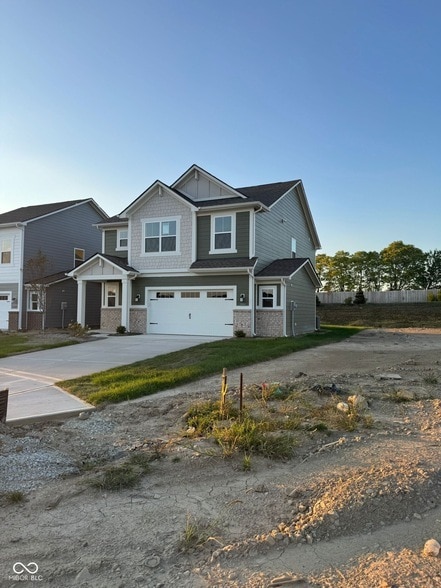 Building Photo - 15370 Farrington Rd
