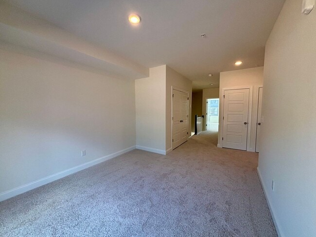 Building Photo - Brand New 2-Bedroom Condo in Raven Ridge C...