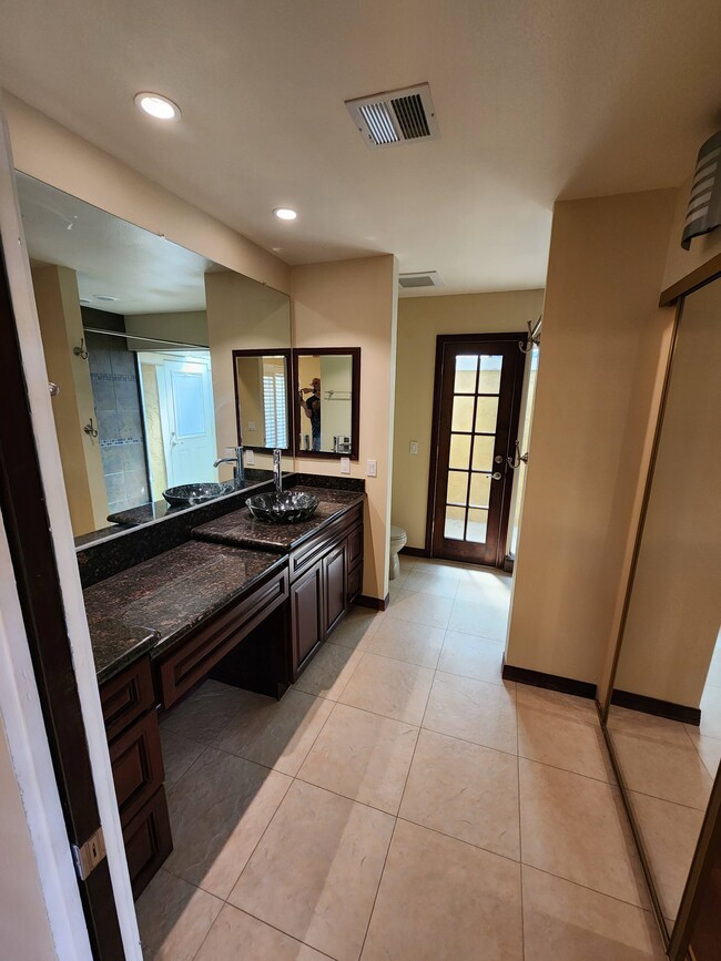 Building Photo - 79860 Fiesta Dr