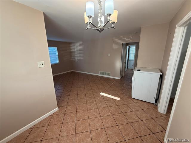 Building Photo - 1349 Kenton St