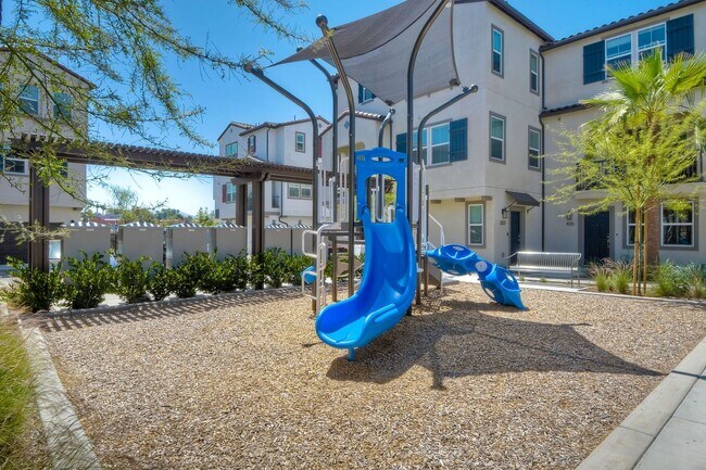 Building Photo - New 3 Story Townhome Available Now!