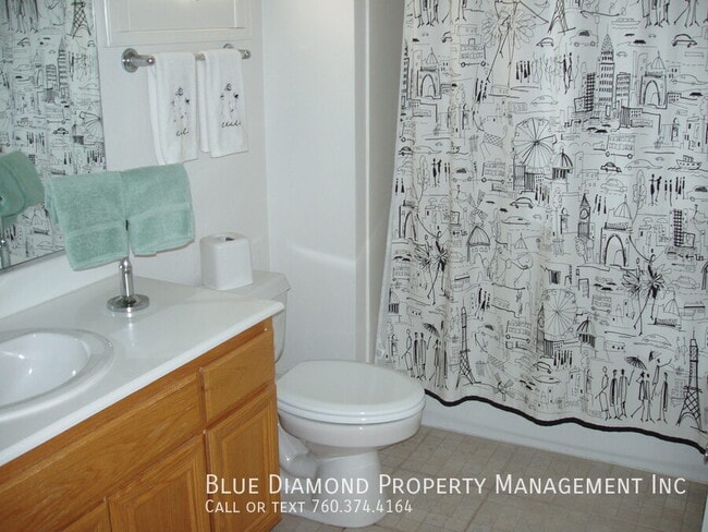 Building Photo - 12770 Via Terceto