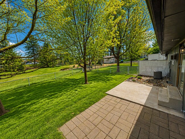 Building Photo - 12421 N Ruby Rd