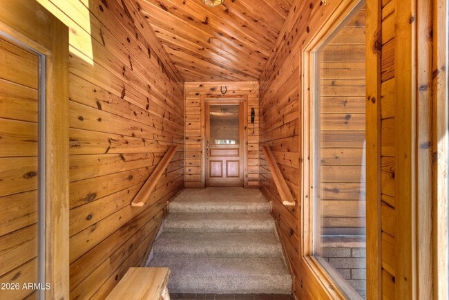 Building Photo - 5038 Sweeping Vista Dr