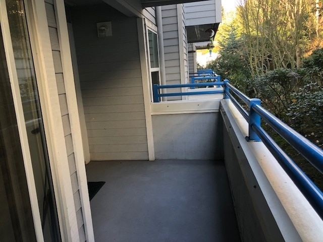 Building Photo - 2244 13th Ave W