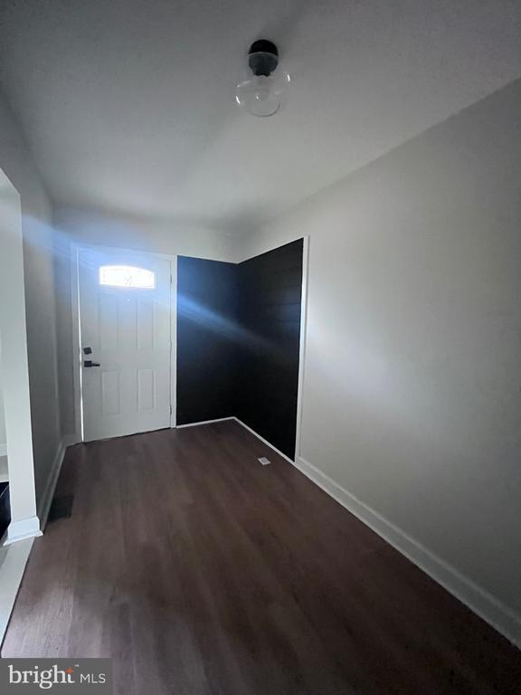 Building Photo - 14829 Emberdale Dr