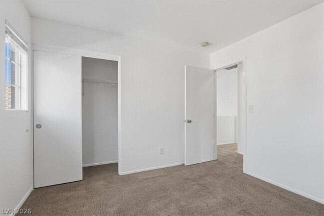 Building Photo - 541 Penzance Ct