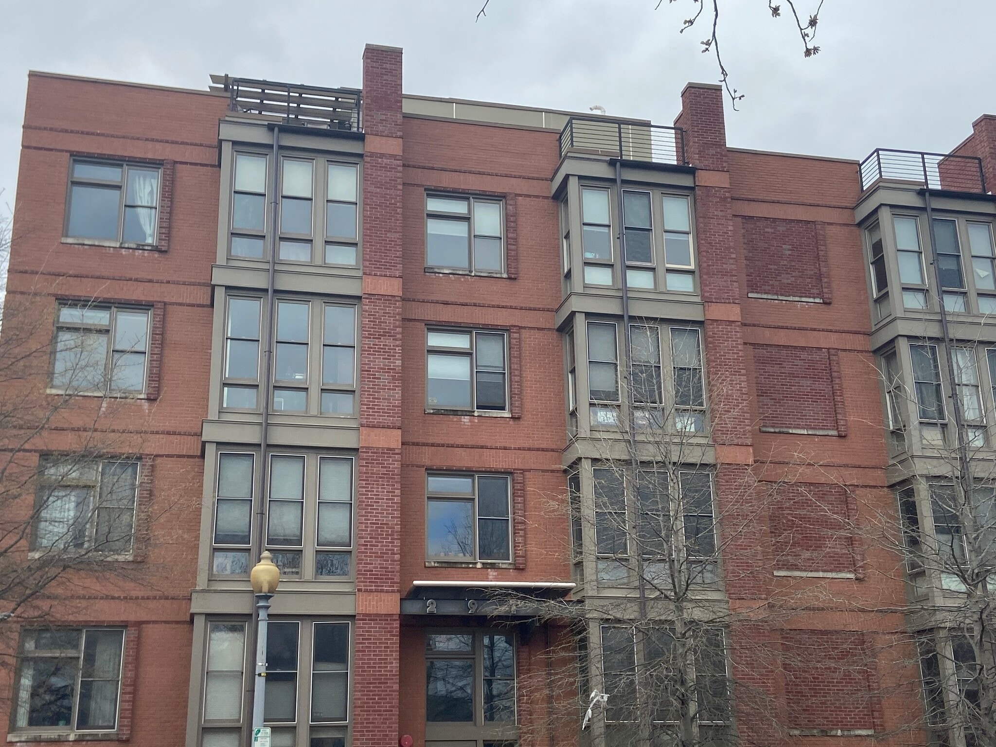 Building Photo - 2910 Georgia Ave NW
