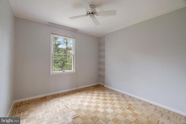 Building Photo - 9823 St Cloud Ct