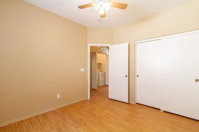Building Photo - Live in Style and Convenience - 2BR/2BA wi...