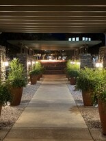 Building Photo - 5450 E Deer Valley Dr