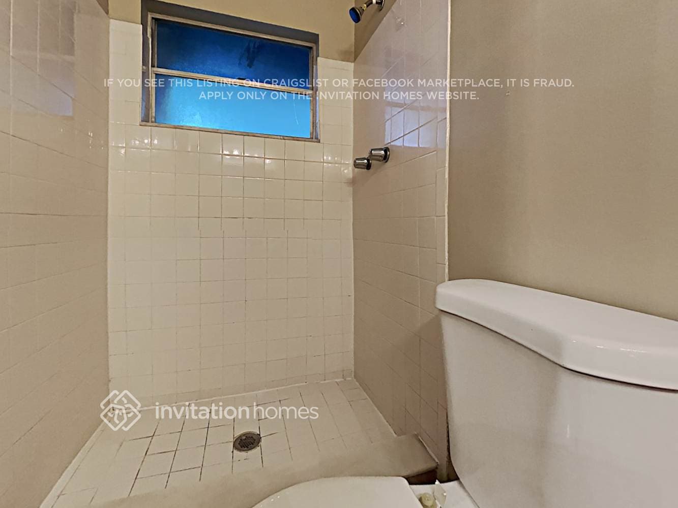 Building Photo - 512 E Hilda Dr