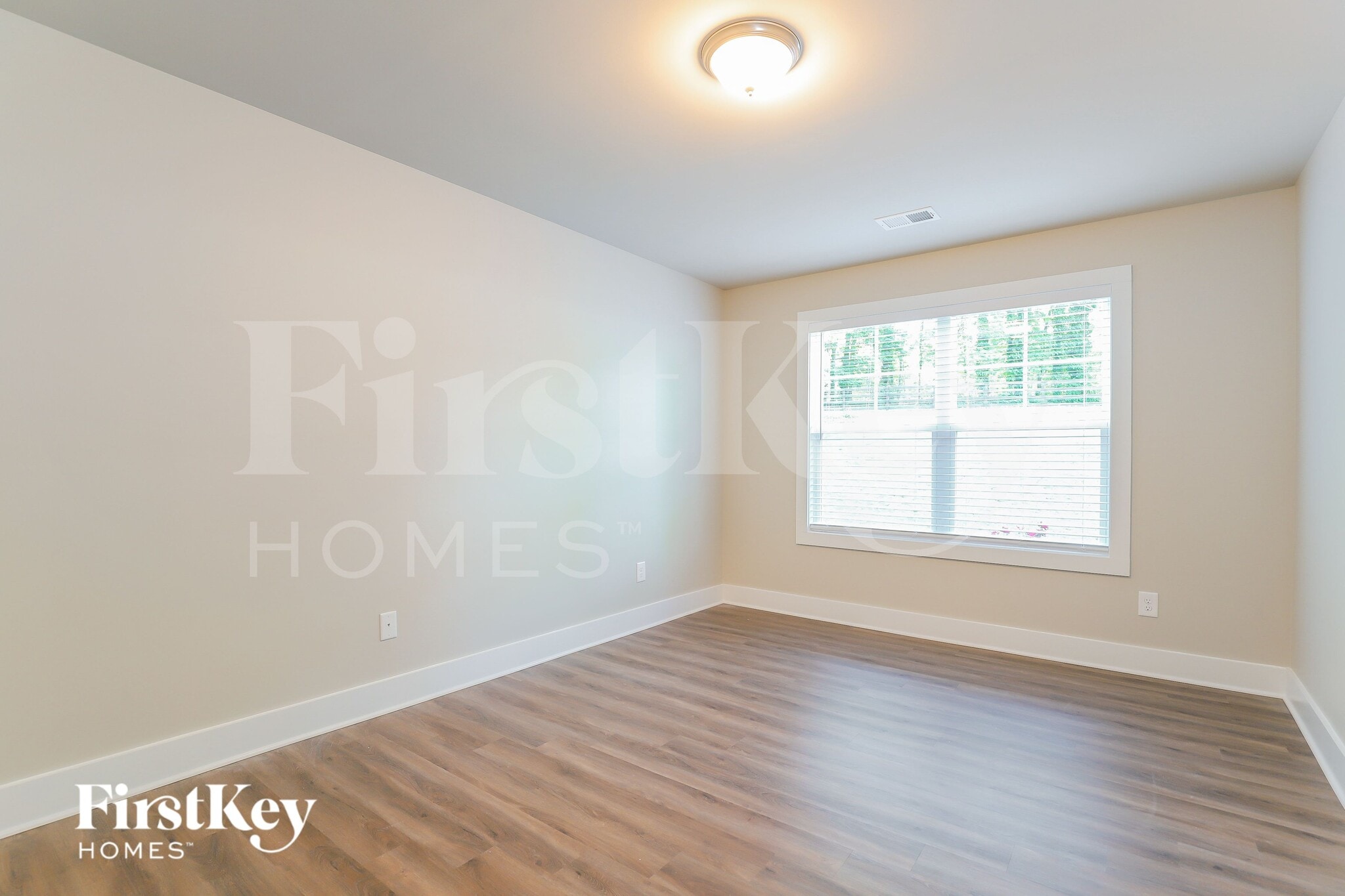 Building Photo - 7030 Lawson Dr