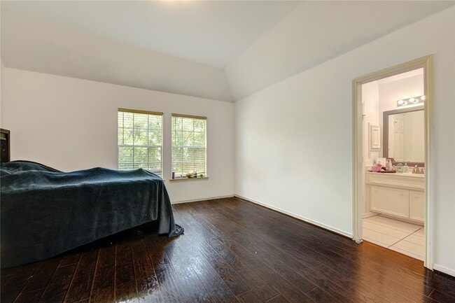 Building Photo - 5911 Canyon Brook Ct