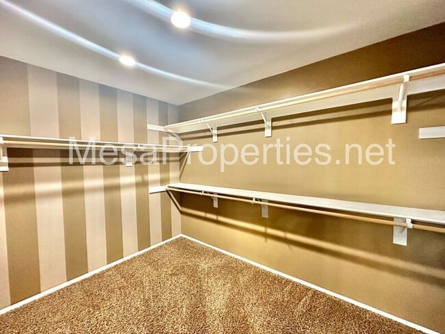 Building Photo - 12387 Dandelion Way