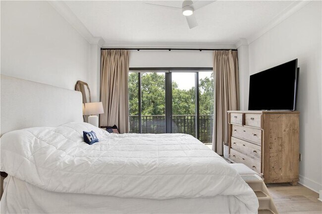 Building Photo - 18269 Colony Dr Dr