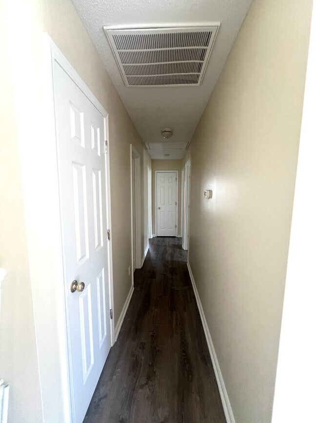 Building Photo - Freshley Painted! Updated Flooring! Pets o...