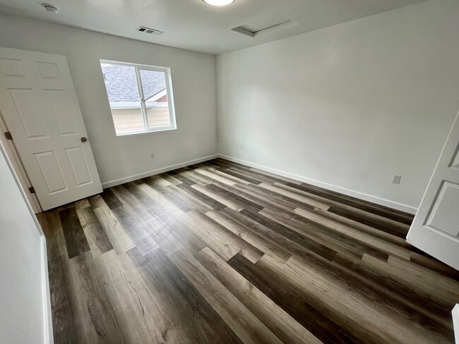 Building Photo - 7872 Jacqueline Way