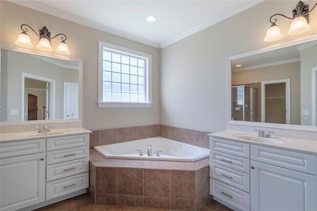 Building Photo - 9191 Brenham