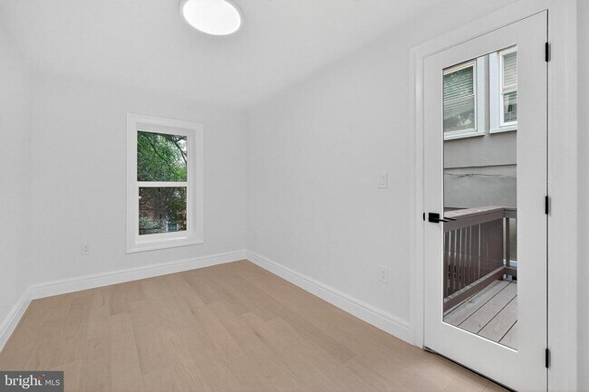 Building Photo - 1908 16th St NW