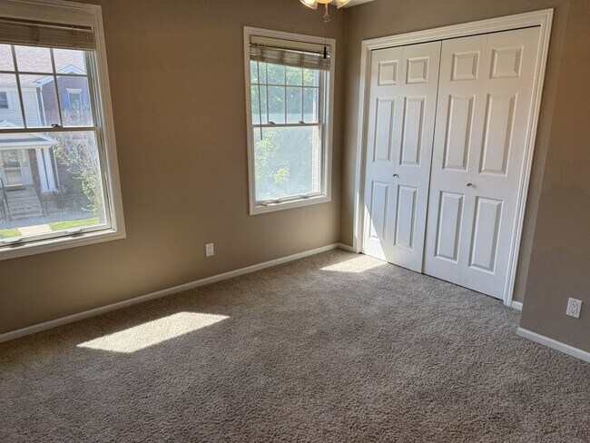Building Photo - 2717 Bristol Dr