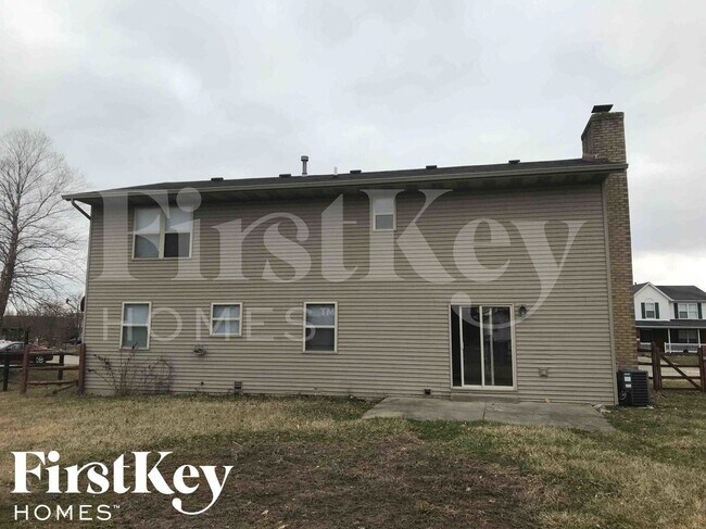 Building Photo - 875 Millers Run Ct
