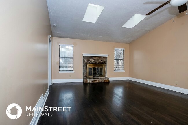 Building Photo - 4055 Cranwood Dr