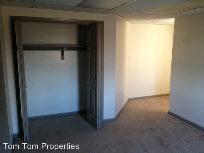 Building Photo - 1500 Stony Battery Rd