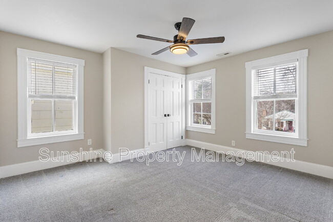 Building Photo - 207 Florida Ave