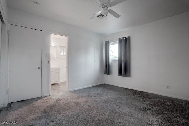 Building Photo - 908 Bonita Ave