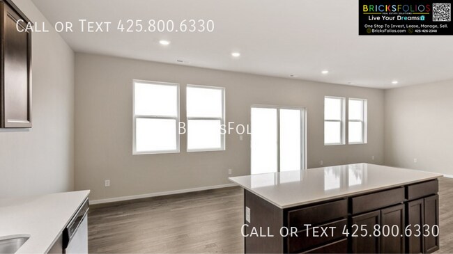 Building Photo - 1217 SW Pendleton Way