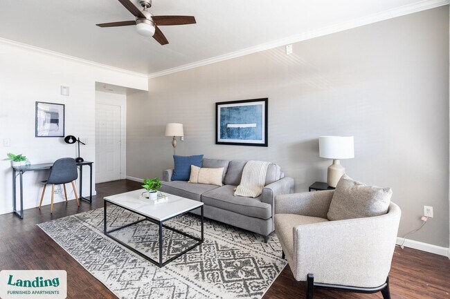 Building Photo - 1000 Henderson St