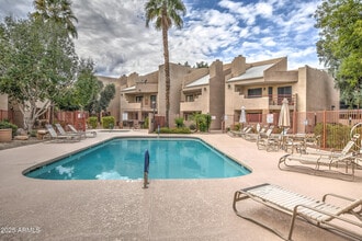 Building Photo - 4850 E Desert Cove Ave