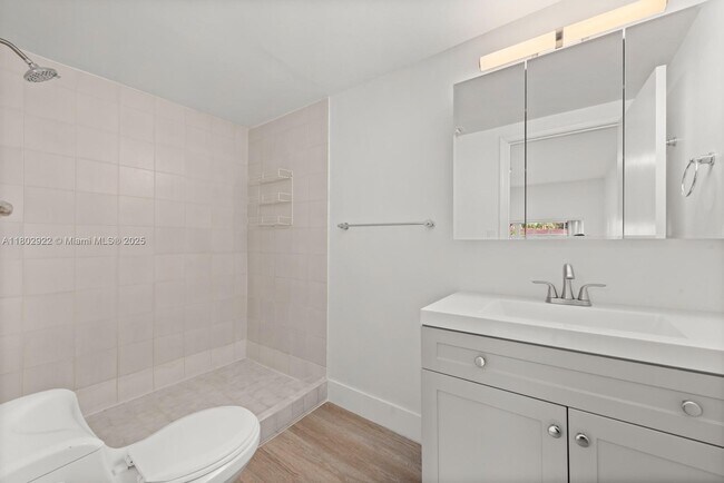 Building Photo - 4080 Hardie Ave