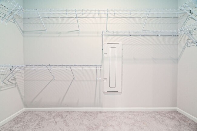 Building Photo - Peaceful Pondview Retreat!