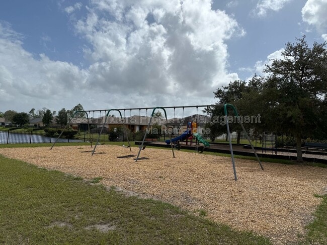 Building Photo - 5000 Magnolia Valley Dr