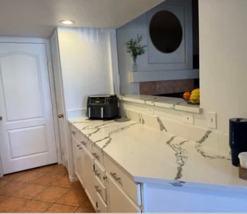 Building Photo - 7400 W Flamingo Rd