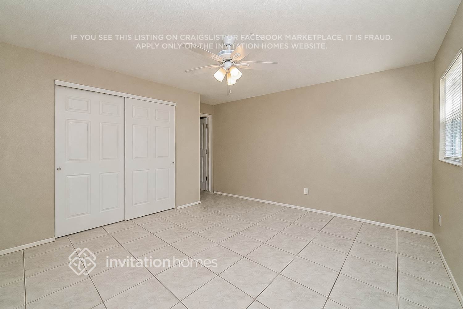 Building Photo - 130 NE Madison Cir N