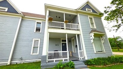 Building Photo - 145 N Kealy Ave